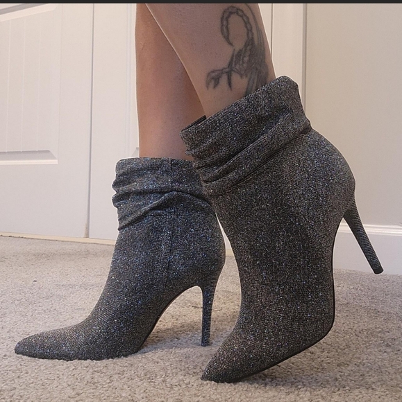 Jessica Simpson boots - Picture 2 of 8